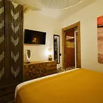 El Samburu, Disfruta De Africa A Pie De Playa * Gijón