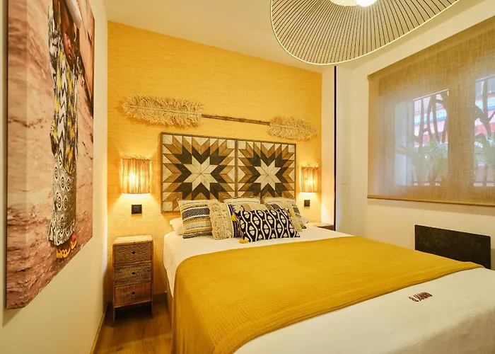 Apartman El Samburu, Disfruta De Africa A Pie De Playa Gijón