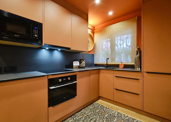 El Samburu, Disfruta De Africa A Pie De Playa * Gijón